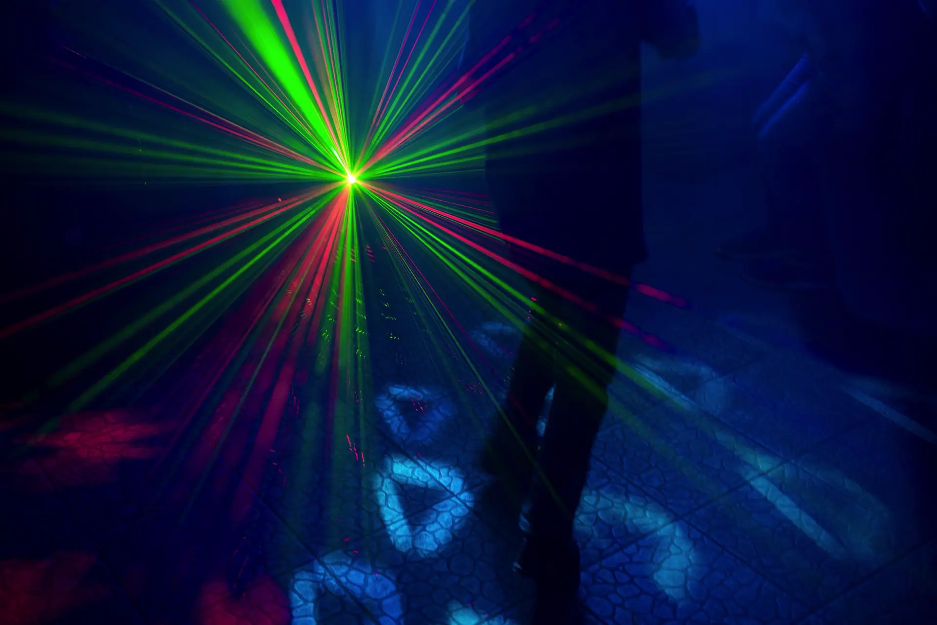 Kompakte Lasershow für private Feiern
